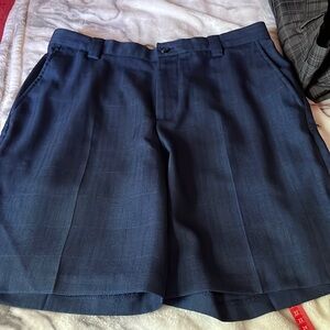 Izod FXG dress golf shorts 32